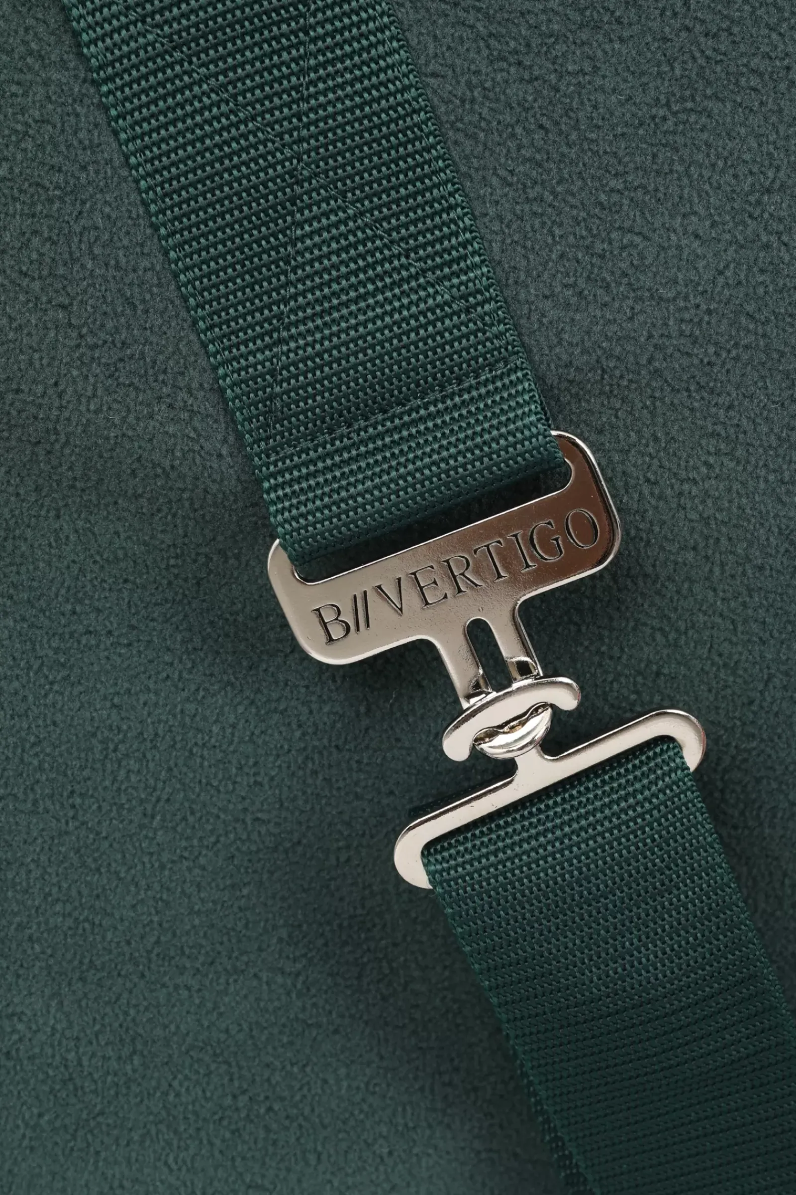 * Ayla Naisten Ratsastussadetakki Vetoketjuilla