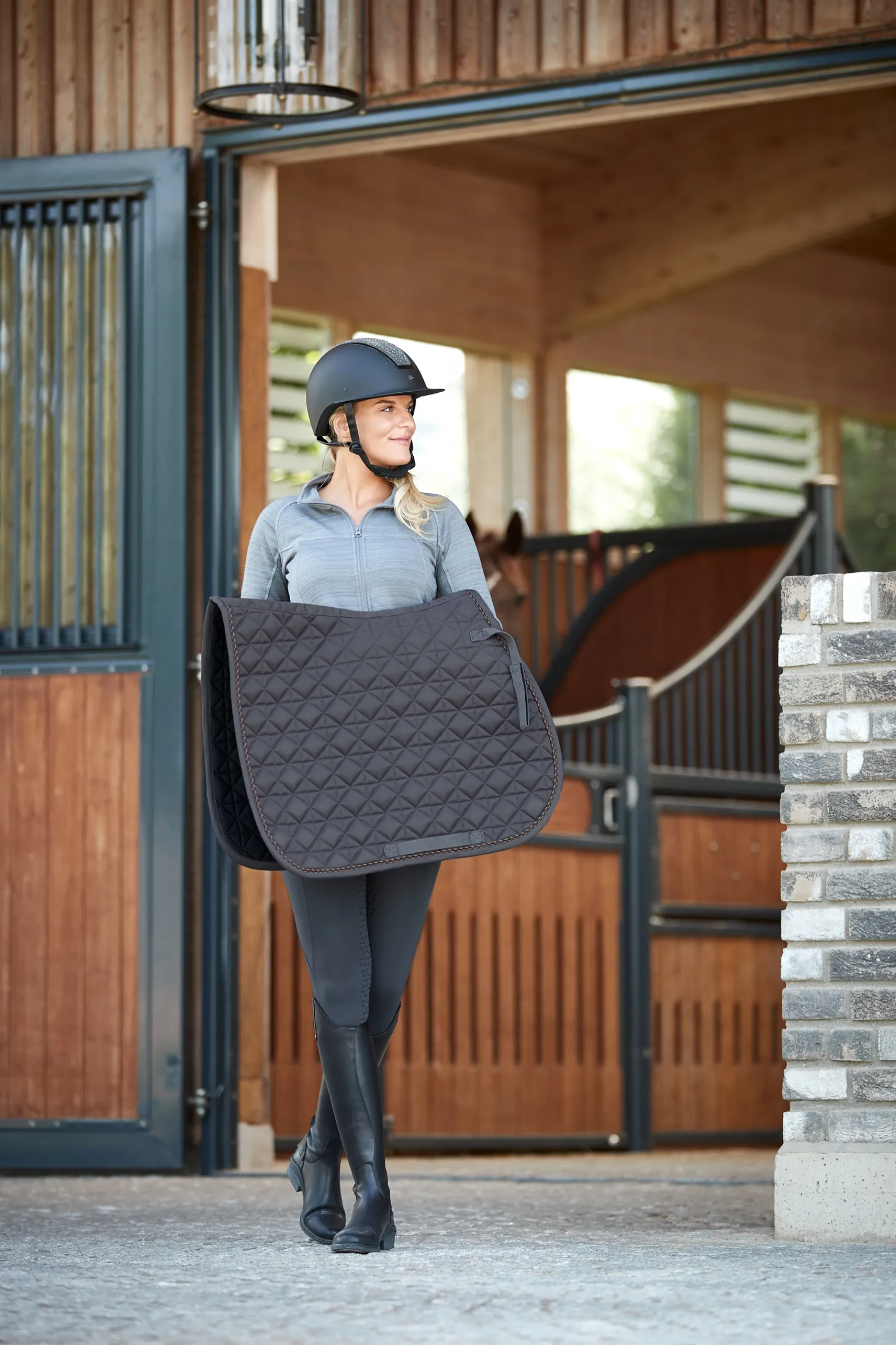 Clearance * Coventry Yleissatulahuopa Blackened Pearl Grey