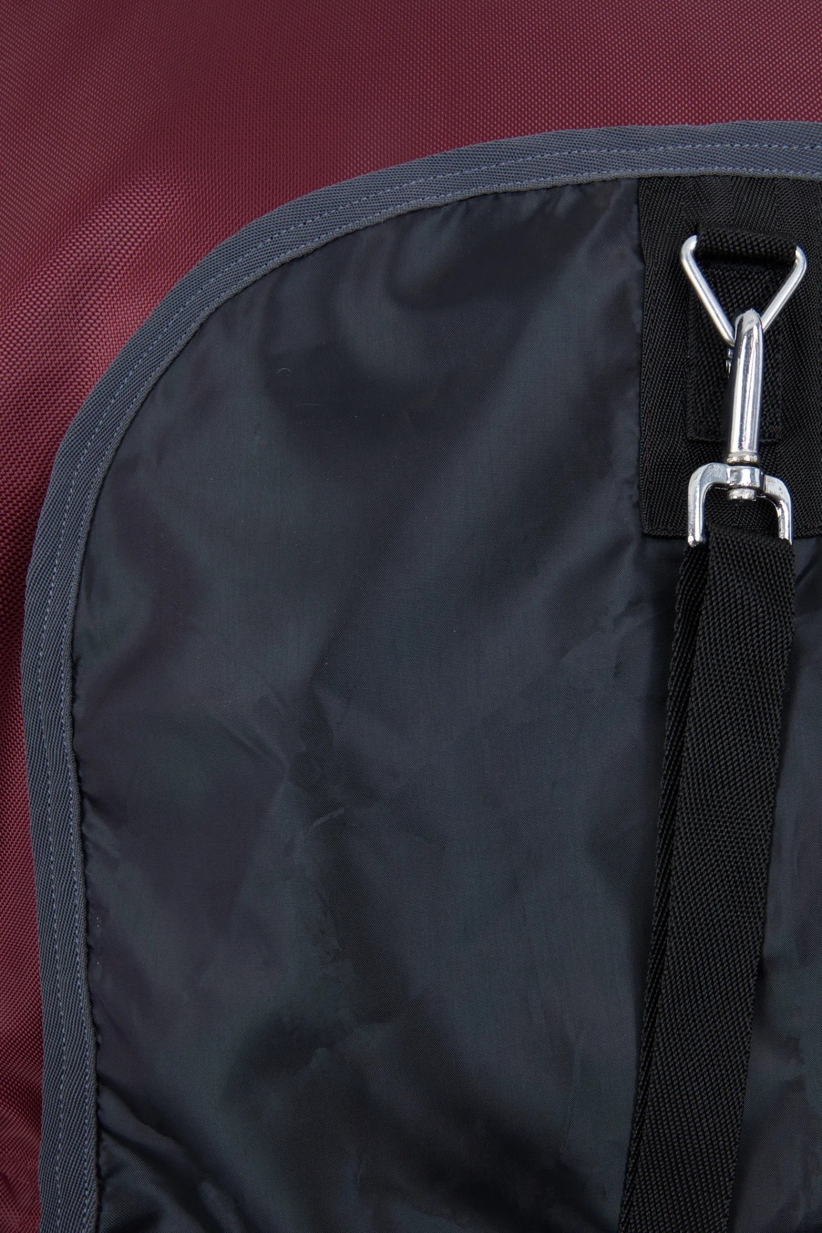 Best * 840D Ulkoloimi Kaulakappaleella, 200 G Dark Red