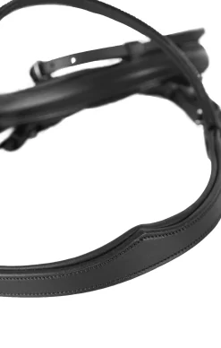 * Lester -Suitset Musta