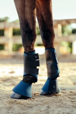 Discount * Munich Hivutussuojat Reflecting Pond Blue