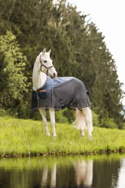 * Nevada Kevyt Villaloimi Verkkomateriaalilla Dark Navy