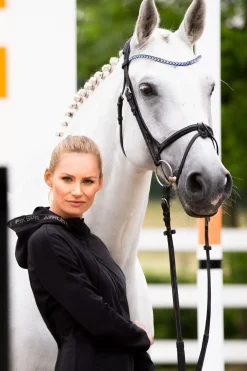 * Rea Kevyttoppatakki