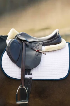 New * Romaani Tekoturkisromaani Valkoinen