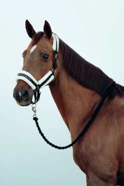 Sale * Stanford Riimu Tekoturkisvuorauksella Musta