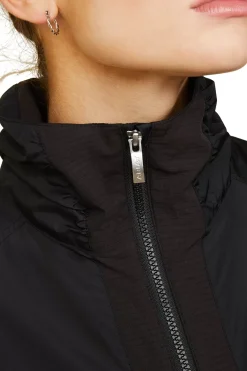 * Sylvia Naisten Pitkahihainen Kilpailupaita Pitsilla