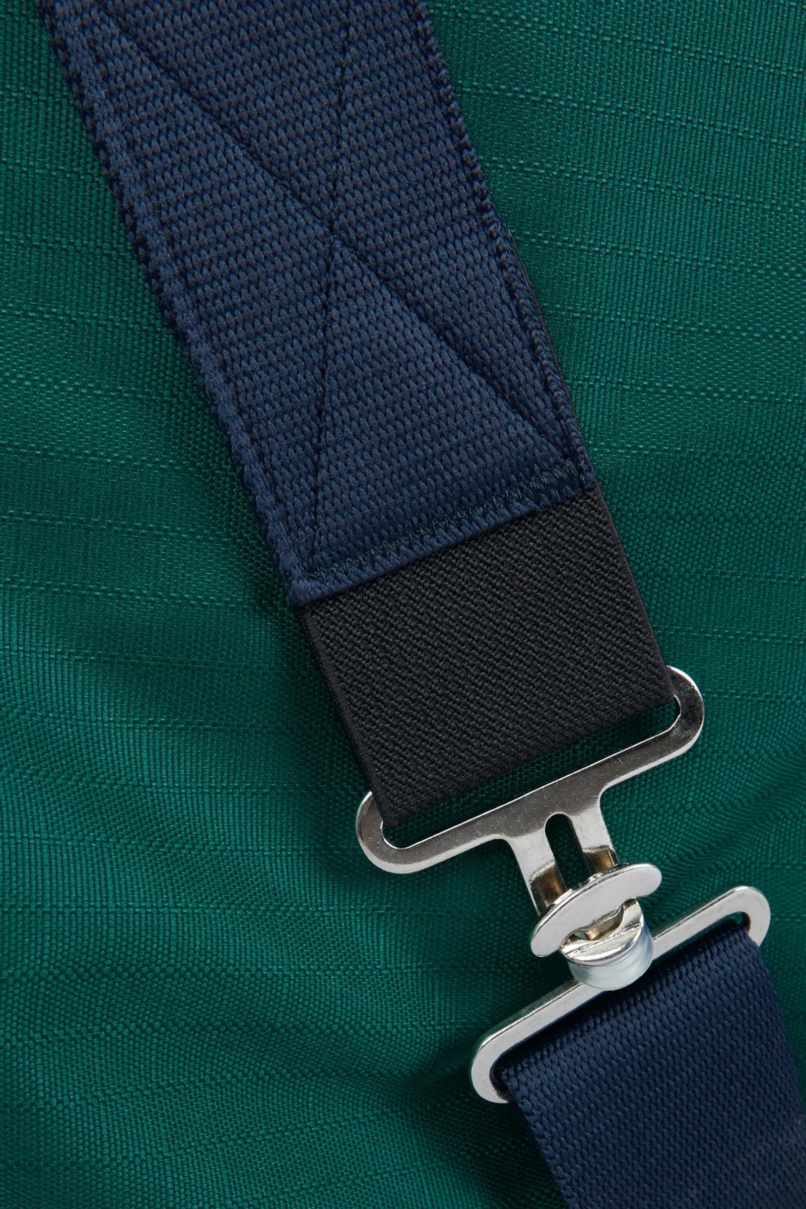 Clearance * Ulkoloimi Kaulakappaleella Ja Kuolainpainatuksella, 200 G Green