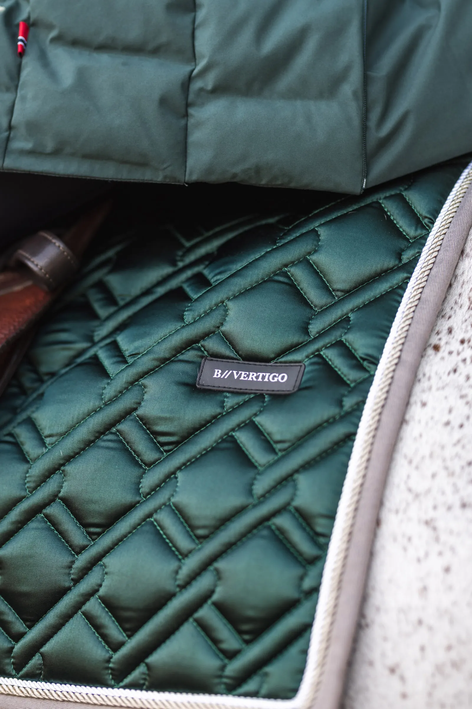 Clearance bvertigo B Vertigo Evolve Estesatulahuopa Luistamattomalla Pehmusteella Jungle Green