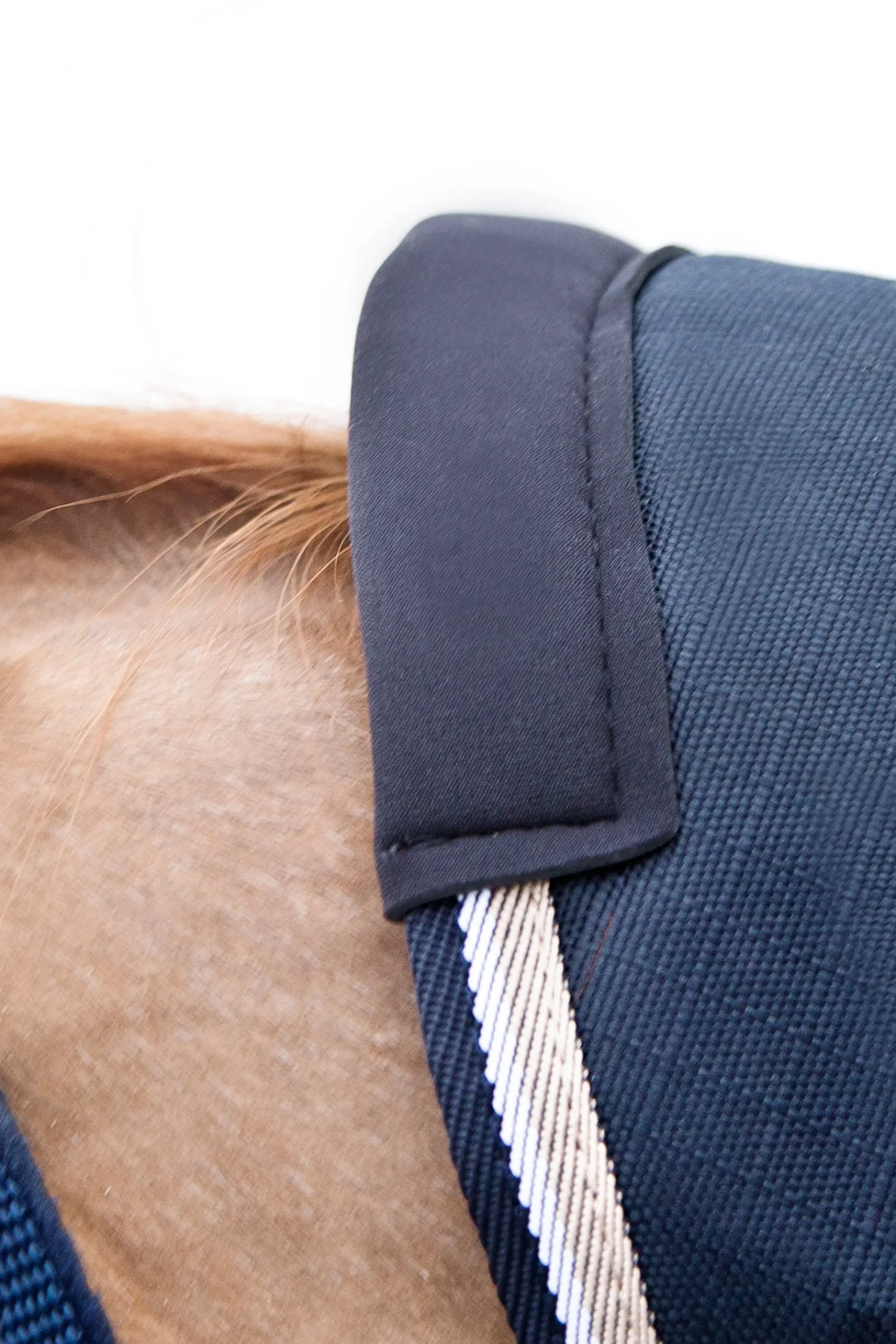 Online bvertigo B Vertigo Georgina -Ulkoloimi Irrotettavalla Kaulakappaleella, 250 G Dark Navy