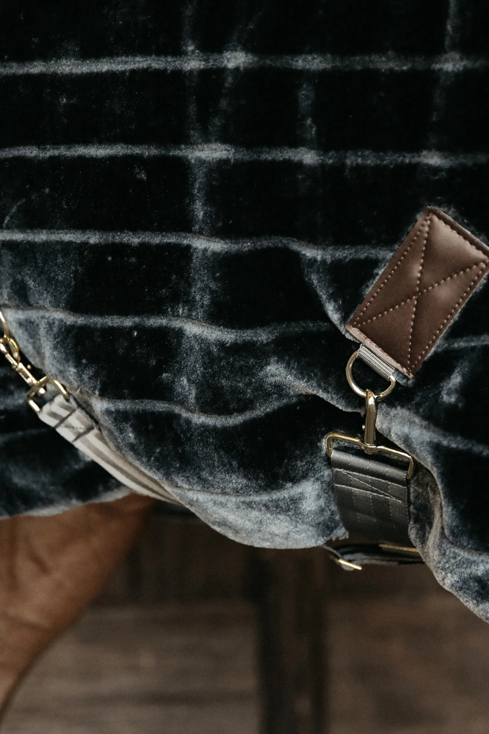 Hot kentucky Horsewear Fake Fur Talliloimi Grey